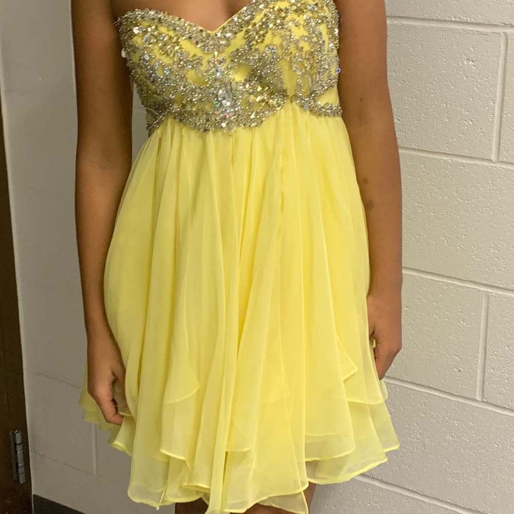 Yellow Sherri Hill Cocktail Size 2